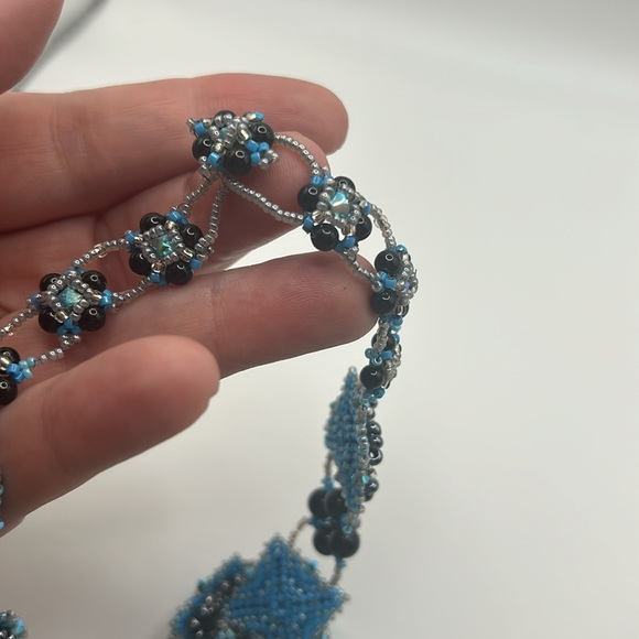 Swarovski crystal and beaded necklace handcrafted elegant sparkly statement - Picture 5 of 5